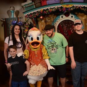 Meet your Posher, Crystal